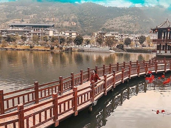 Du lịch Sapa - Hà Khẩu Trung Quốc - công viên Ánh Sáng Du lịch Sapa - Hà Khẩu Trung Quốc - công viên Ánh Sáng